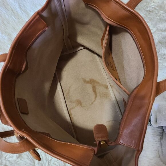 💯 Authentic Cognac MCM Tote Bag 🍀 - Picture 8 of 17